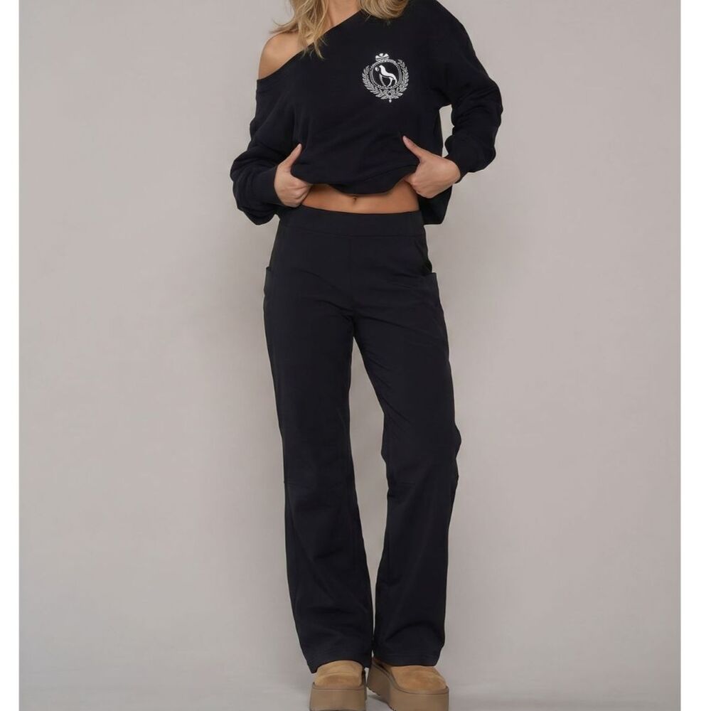 Mountain Hardwear Women’s Black Cargo Pants Size 8 Adjustable Waist & Ankles